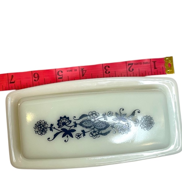 Old Town Pyrex Butter Dish - Picture 9 of 9